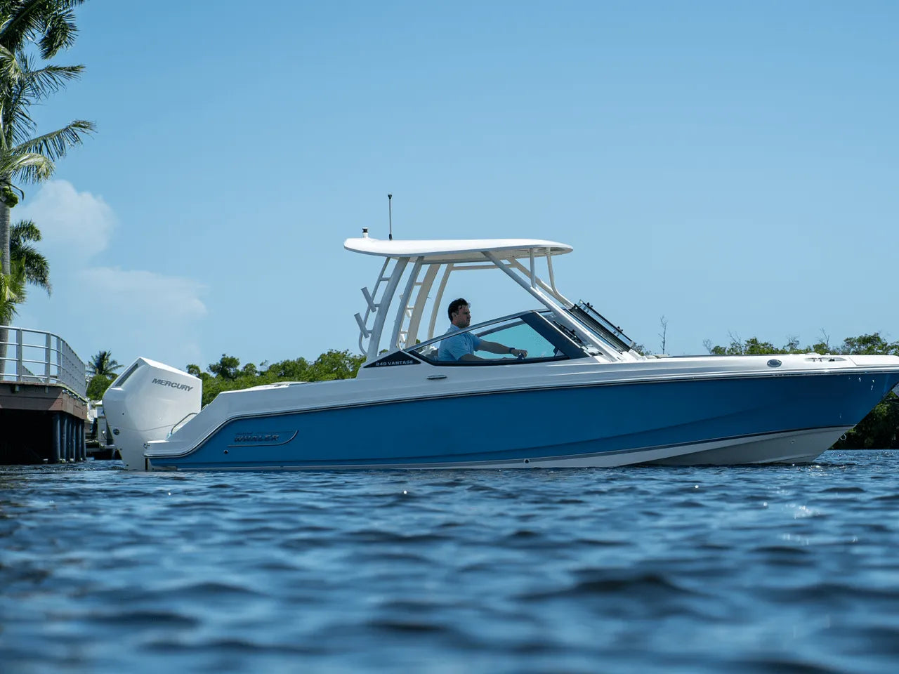 2025 Boston Whaler 240 Vantage 24.0 feet, Clearwater, Florida #37