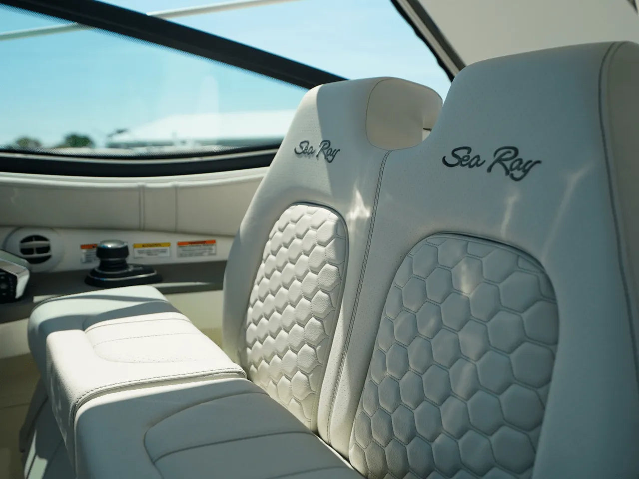 2025 Sea Ray Sundancer 320 Outboard 32.0 feet, Clearwater, Florida #26