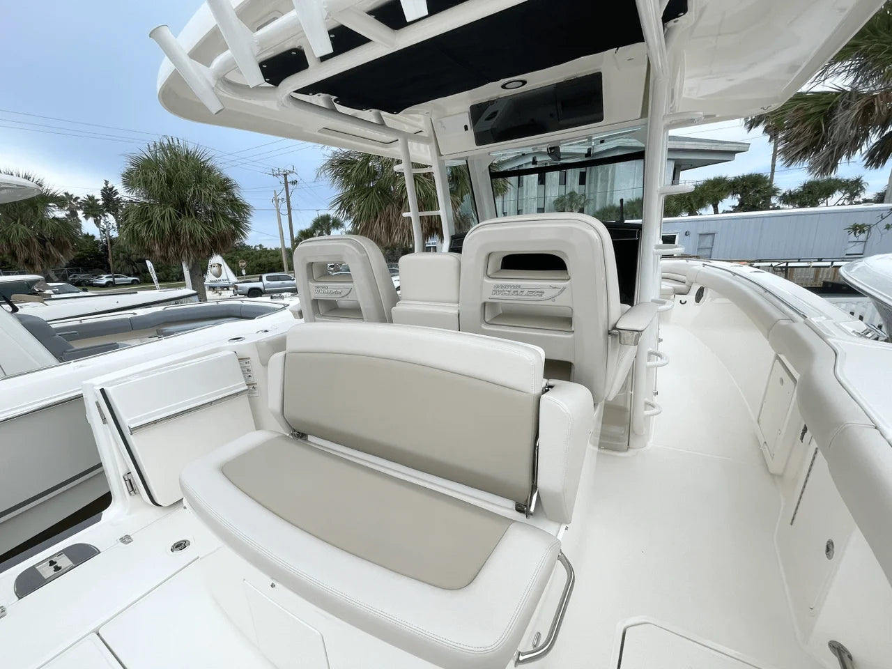 2025 Boston Whaler 330 Outrage 33.0 feet, Clearwater, Florida #19