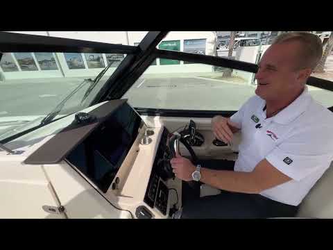 2026 Boston Whaler 280 Vantage 28.0 feet Walk-Through - Features & Buyer's Guide, Clearwater, Florida #1