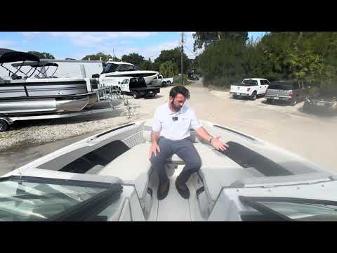2026 Sea Ray SLX 280 Outboard 28.0 feet Walk-Through - Features & Buyer's Guide, Clearwater, Florida #1