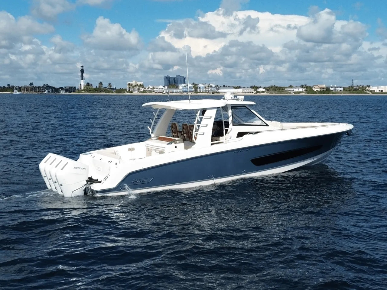 2026 Boston Whaler 420 Outrage 42.0 feet, Clearwater, Florida #8