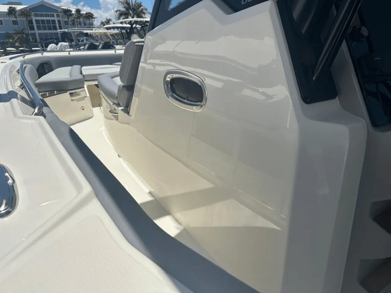2025 Boston Whaler 360 Outrage 36.0 feet, Clearwater, Florida #15