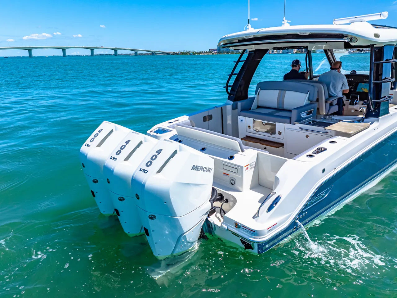 2025 Boston Whaler 350 Realm 35.0 feet, Clearwater, Florida #17