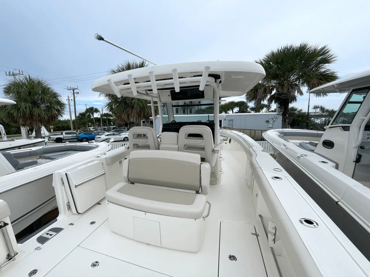 2025 Boston Whaler 330 Outrage 33.0 feet, Clearwater, Florida #15