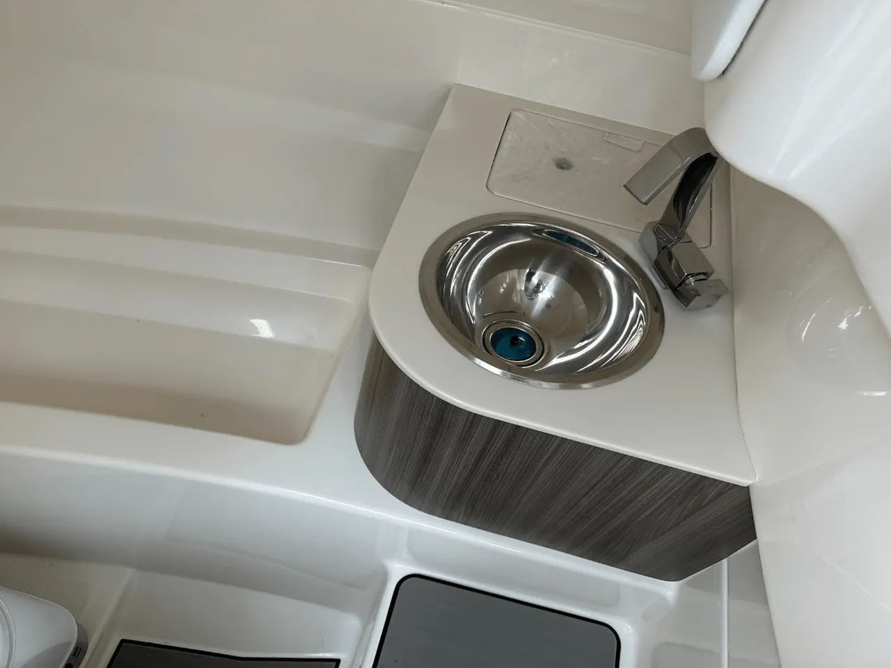 2025 Sea Ray SDX 250 Outboard 25.0 feet, Clearwater, Florida #39