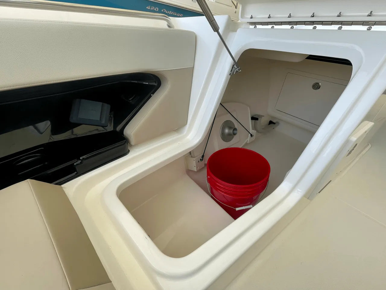 2025 Boston Whaler 280 Vantage 28.0 feet, Clearwater, Florida #29