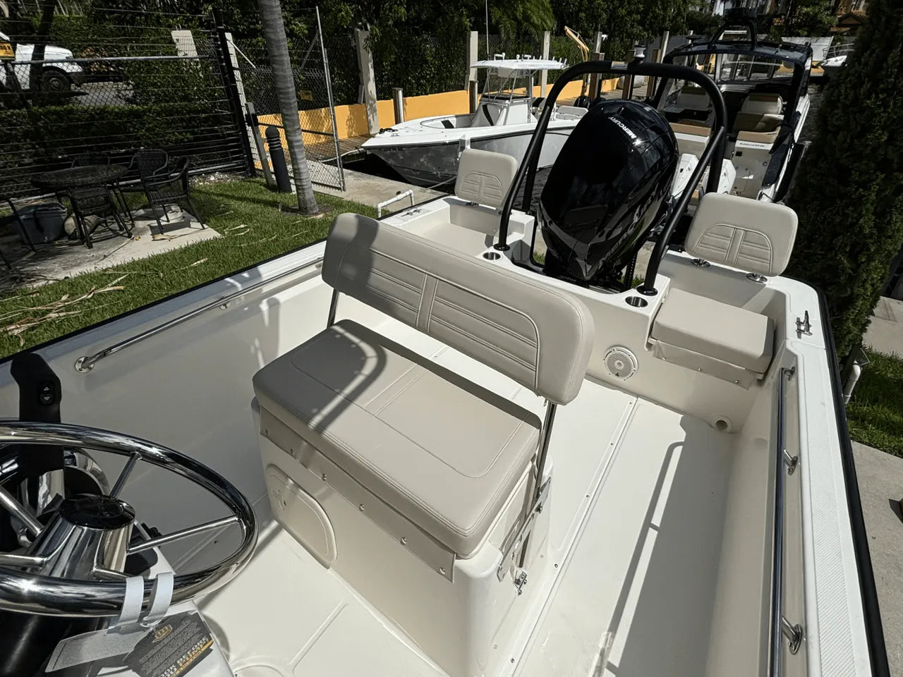 2025 Boston Whaler 190 Montauk 19.0 feet, Clearwater, Florida #9