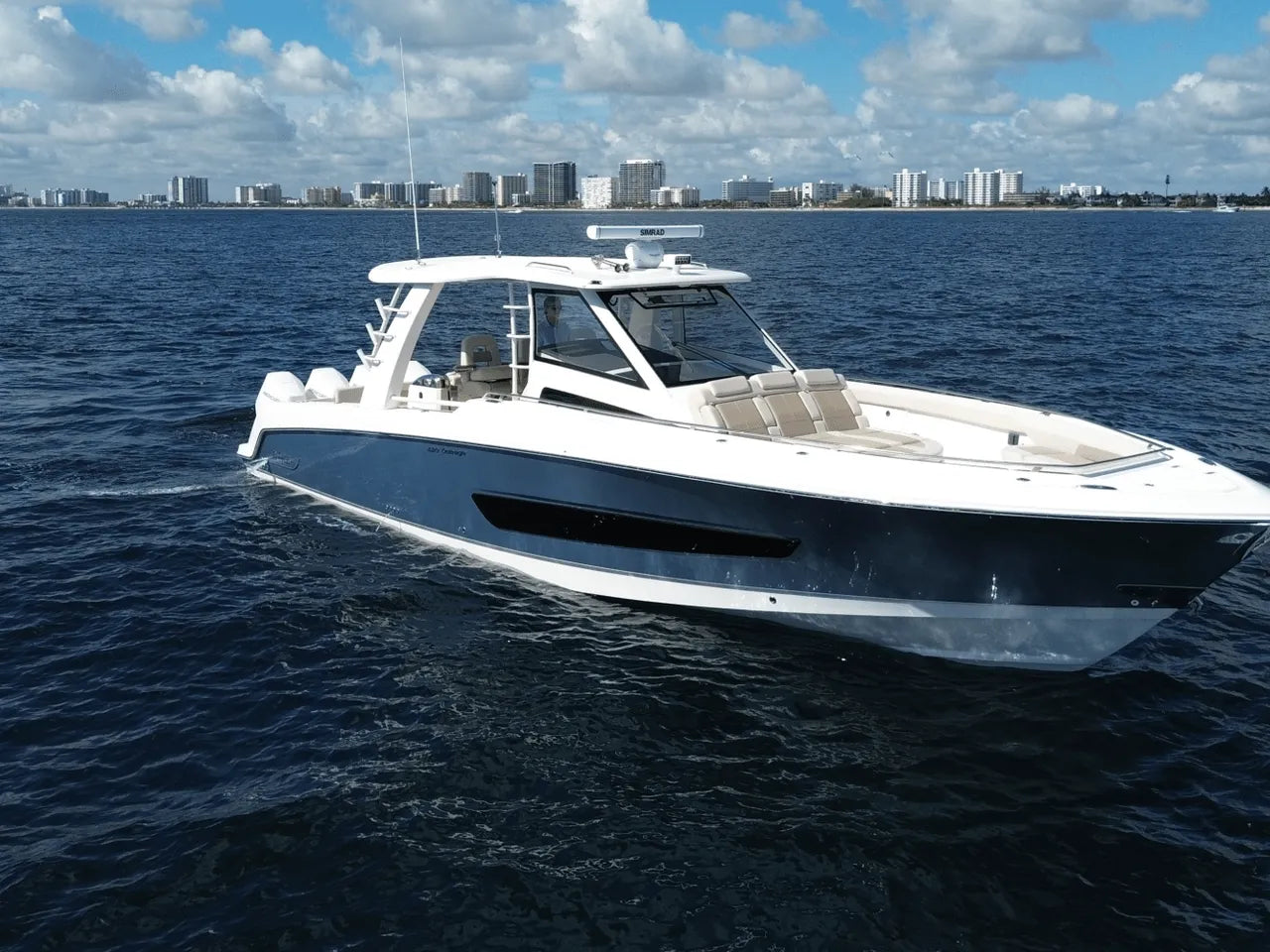 2026 Boston Whaler 420 Outrage 42.0 feet, Clearwater, Florida #12