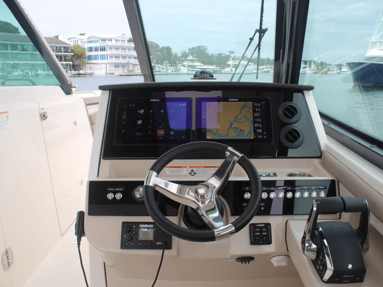 2026 Boston Whaler 330 Vantage 33.0 feet, Clearwater, Florida #48