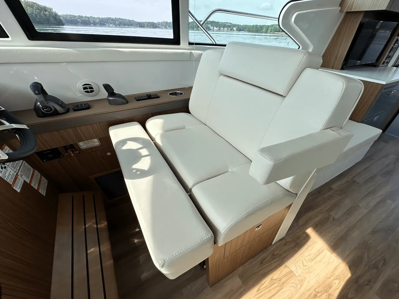 2025 Cruisers Yachts 46 Cantius 46.0 feet, Clearwater, Florida #24