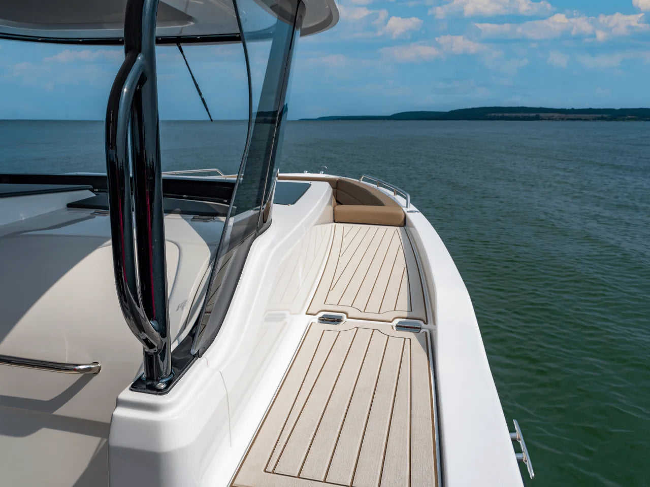 2027 Cruisers Yachts 38VTR 38.0 feet, Clearwater, Florida #26