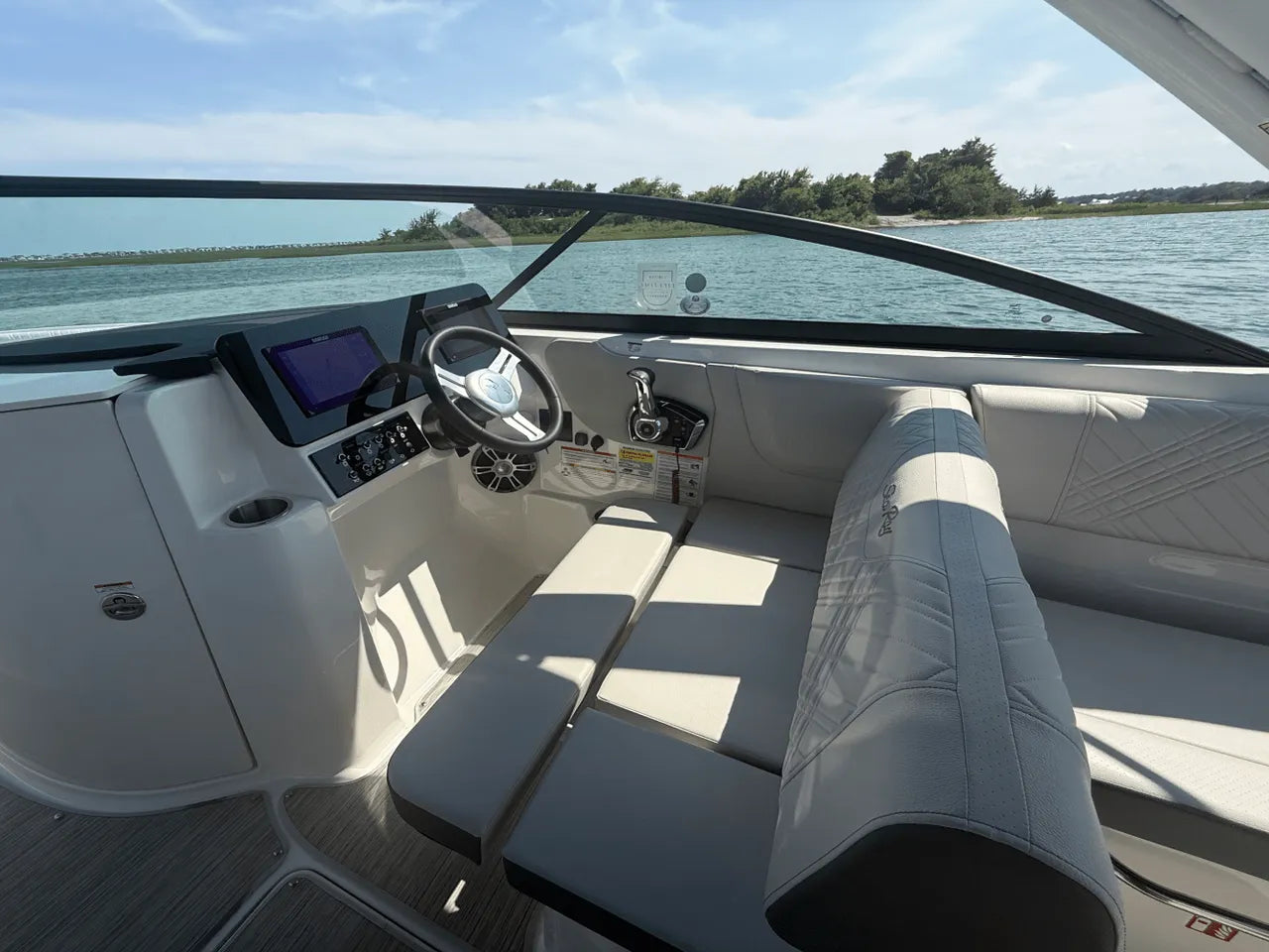 2025 Sea Ray SDX 250 Outboard 25.0 feet, Clearwater, Florida #10