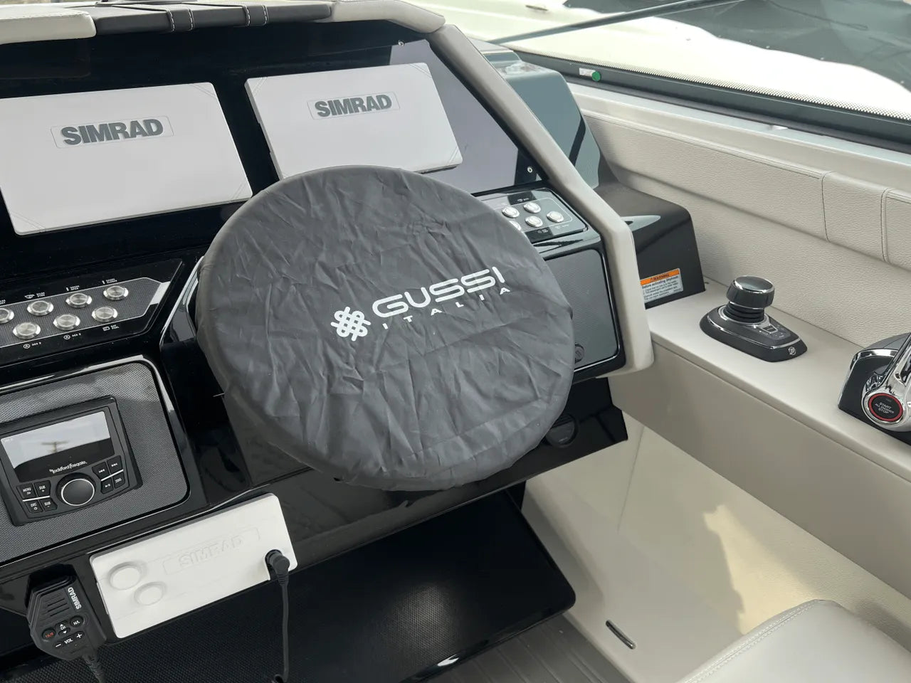 2025 Cruisers Yachts 34 GLS 34.0 feet, Clearwater, Florida #36