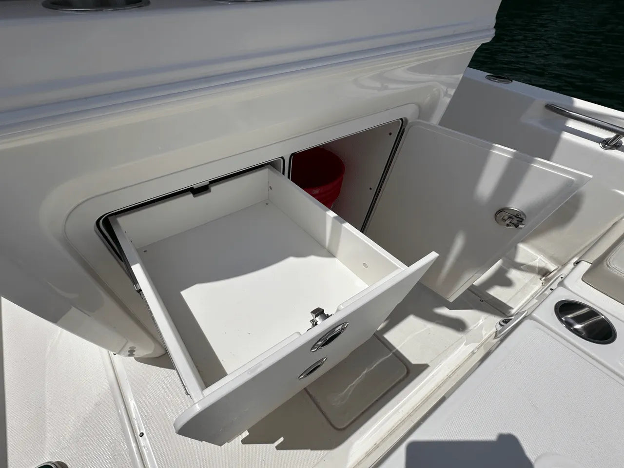 2025 Boston Whaler 250 Dauntless 25.0 feet, Clearwater, Florida #25