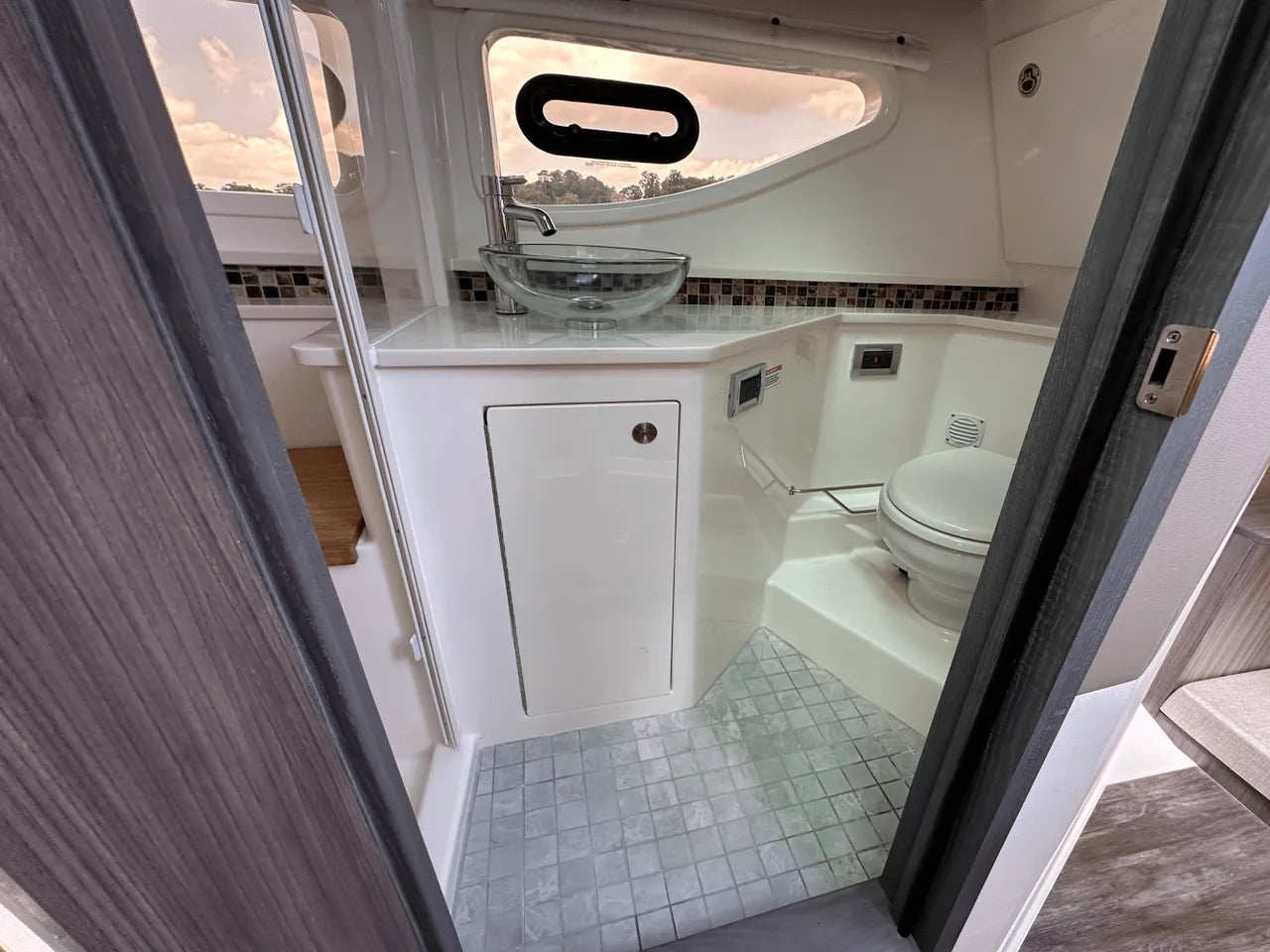 2025 Sea Ray Sundancer 370 37.0 feet, Clearwater, Florida #17
