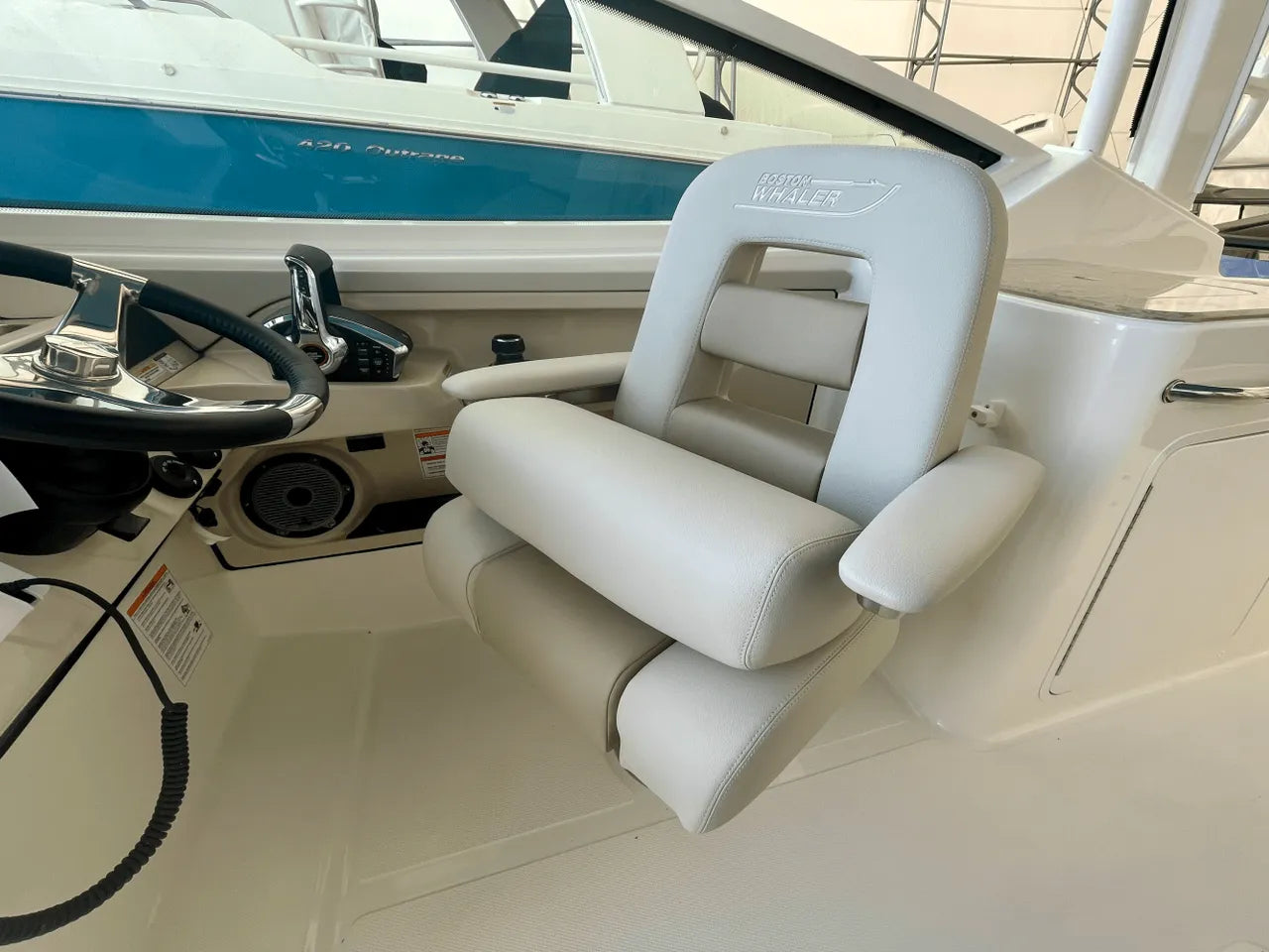 2025 Boston Whaler 280 Vantage 28.0 feet, Clearwater, Florida #21