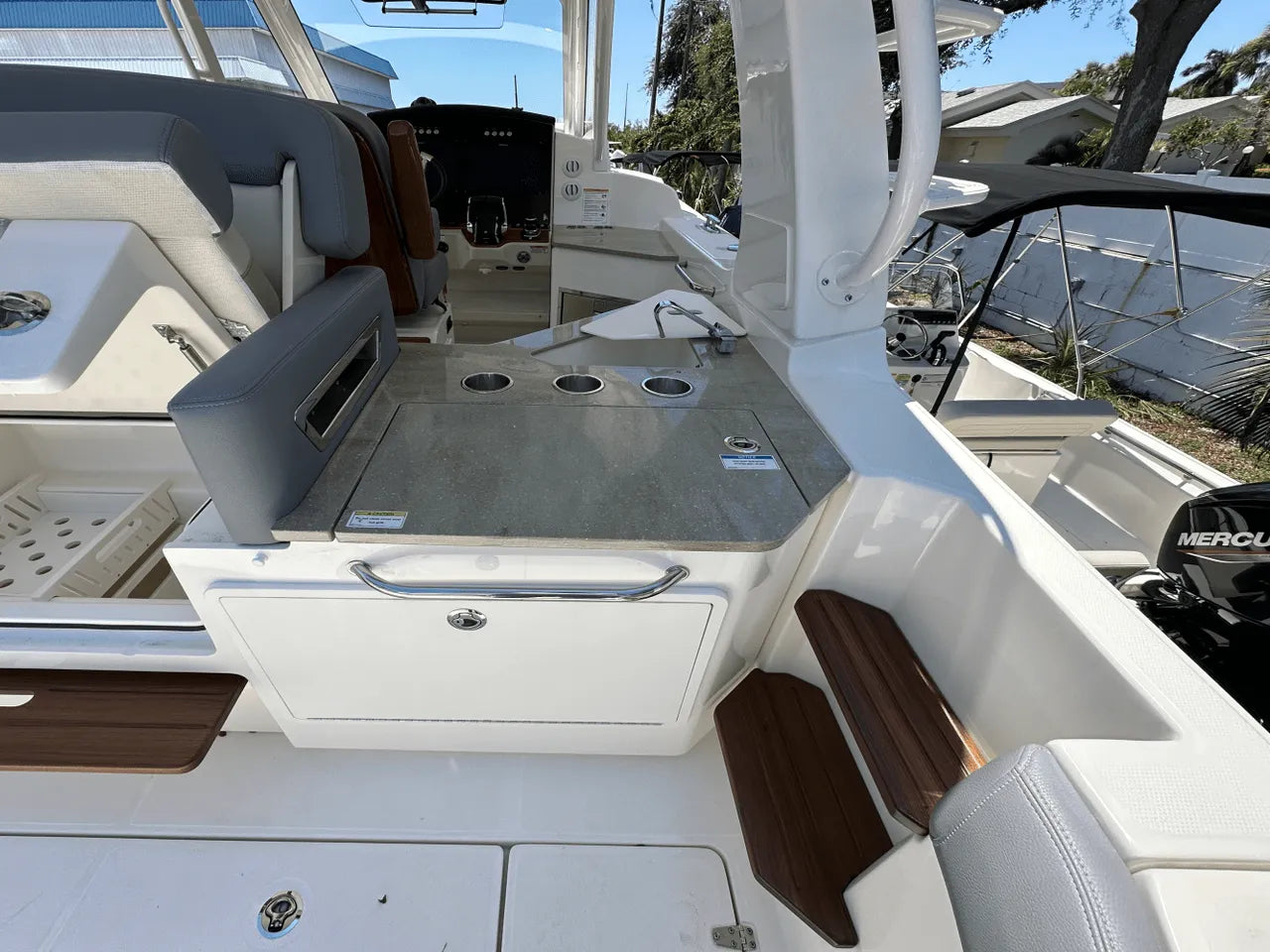 2025 Boston Whaler 350 Realm 35.0 feet, Clearwater, Florida #18