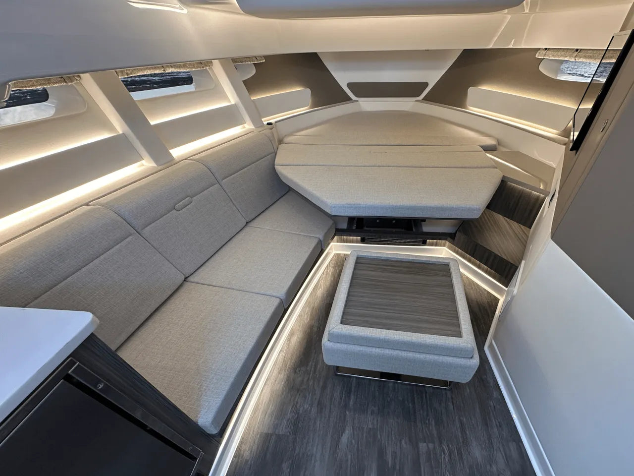 2025 Sea Ray Sundancer 370 37.0 feet, Clearwater, Florida #14