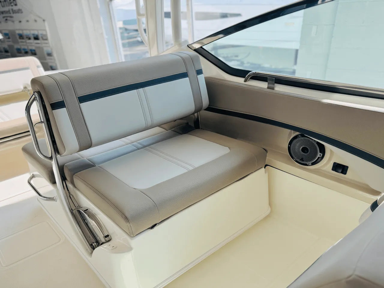 2025 Boston Whaler 240 Vantage 24.0 feet, Clearwater, Florida #29