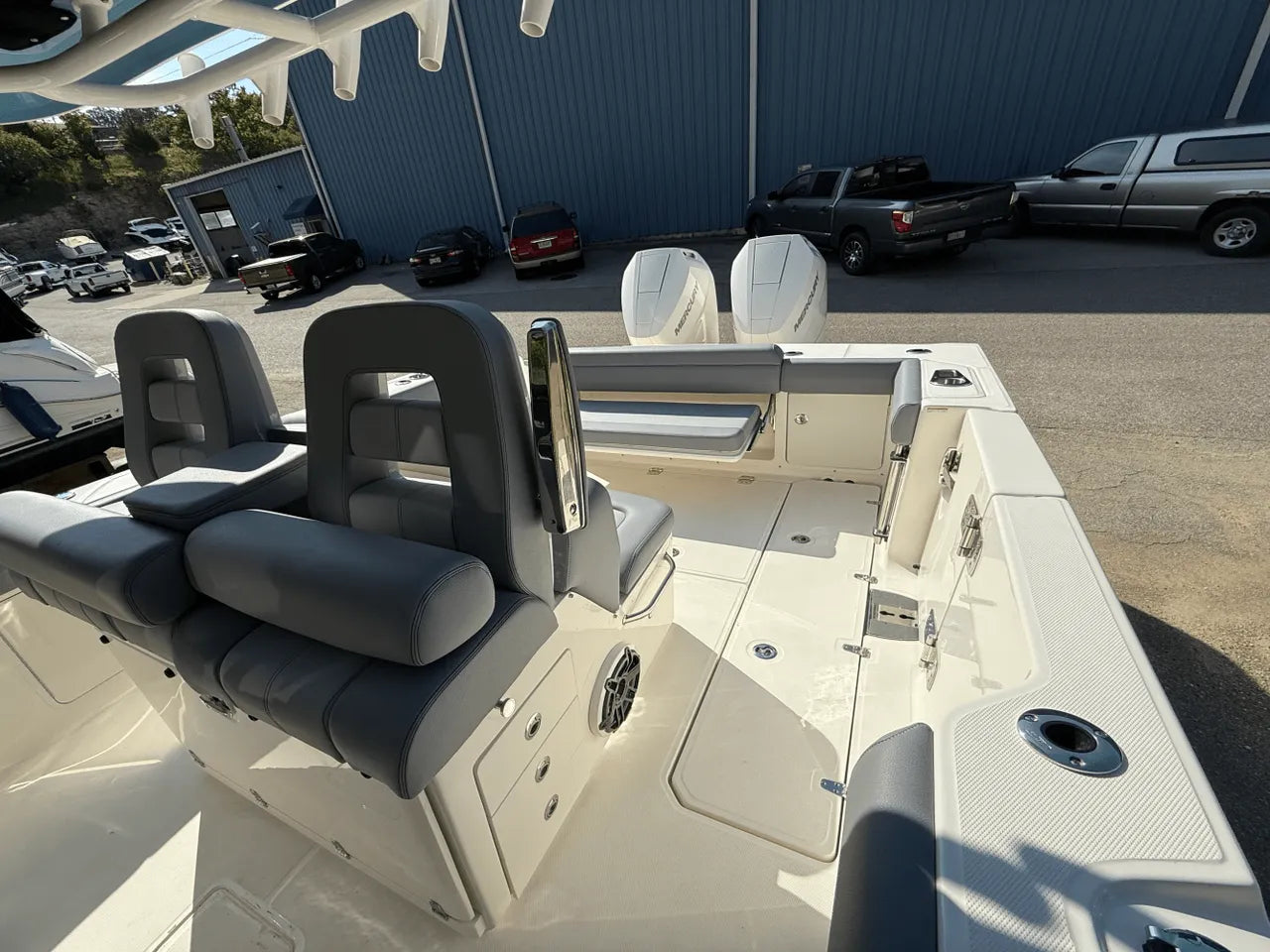 2025 Boston Whaler 330 Outrage 33.0 feet, Clearwater, Florida #22