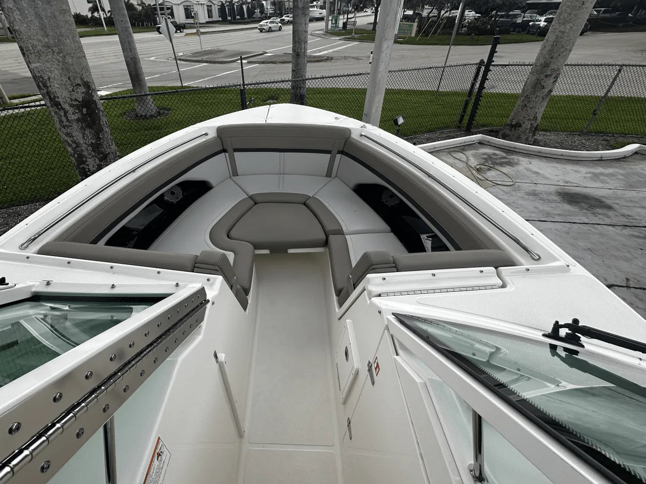 2026 Boston Whaler 280 Vantage 28.0 feet, Clearwater, Florida #24