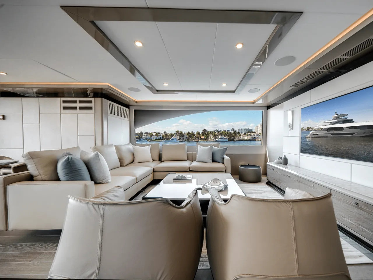 2025 Ocean Alexander 35R 117.0 feet, Clearwater, Florida #38
