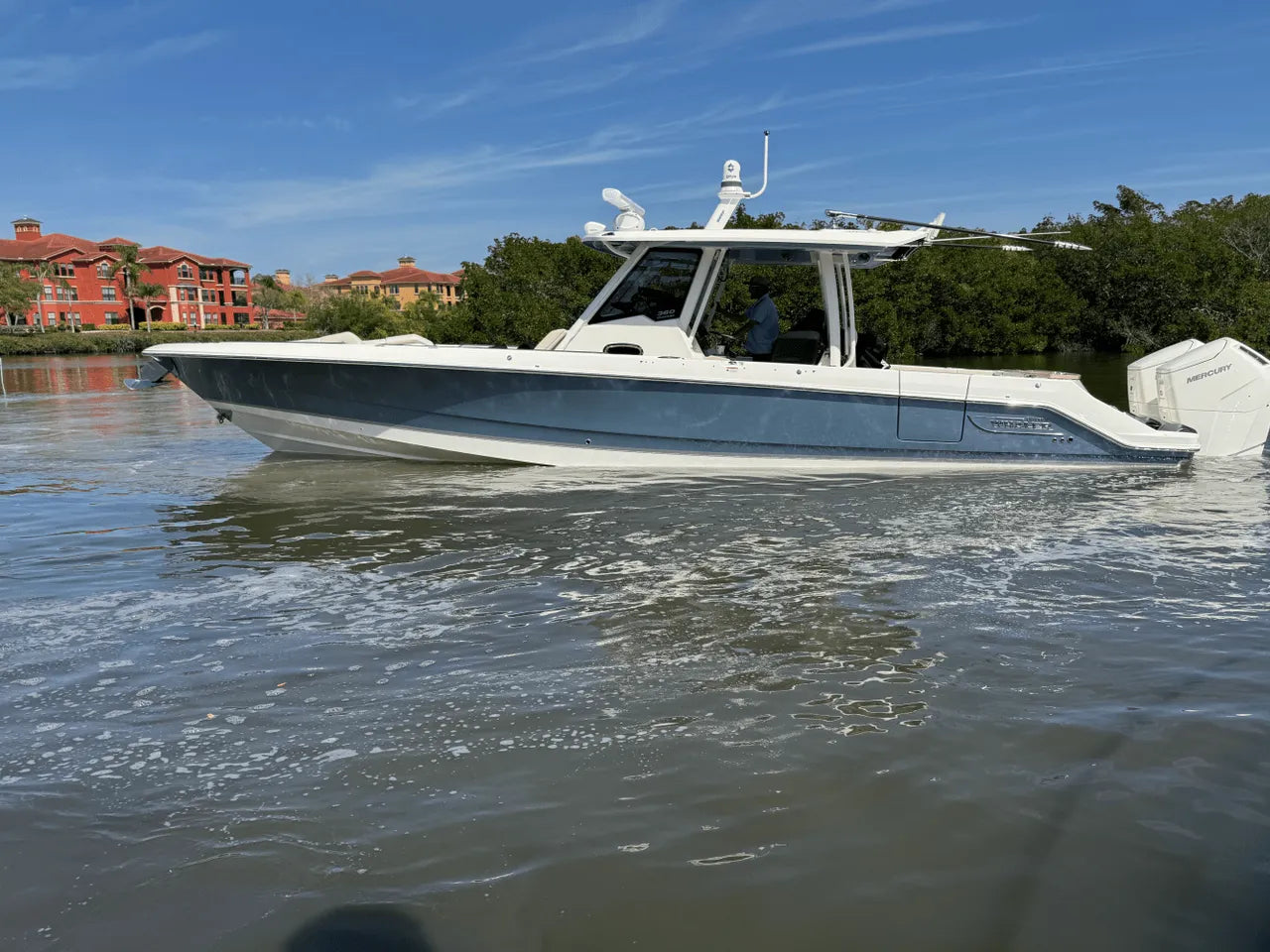 2025 Boston Whaler 360 Outrage 36.0 feet, Clearwater, Florida #4