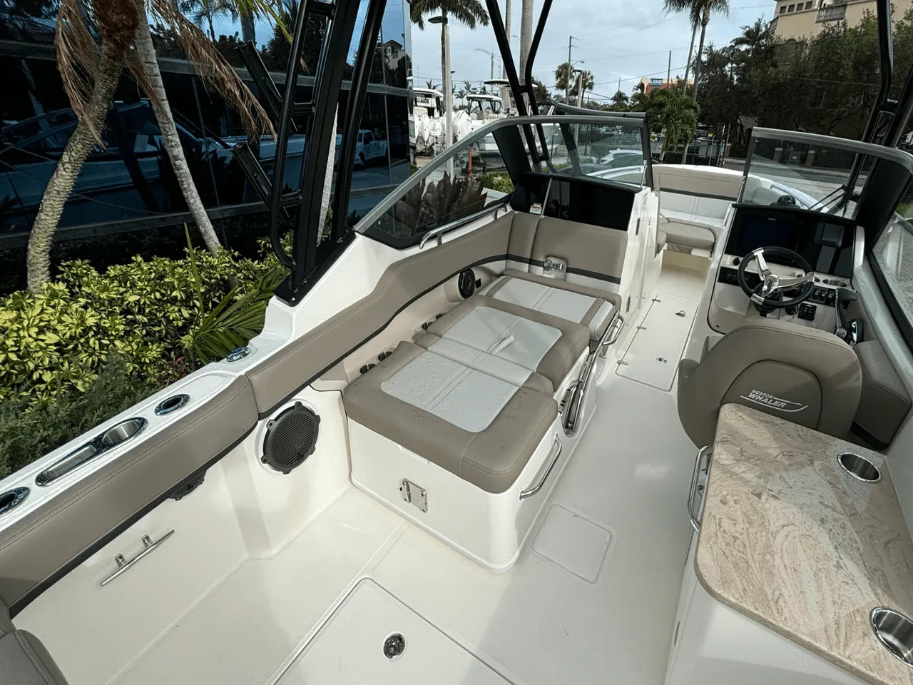 2025 Boston Whaler 240 Vantage 24.0 feet, Clearwater, Florida #8