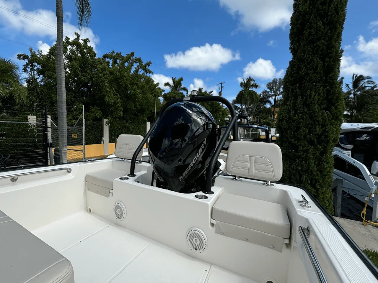 2025 Boston Whaler 190 Montauk 19.0 feet, Clearwater, Florida #8