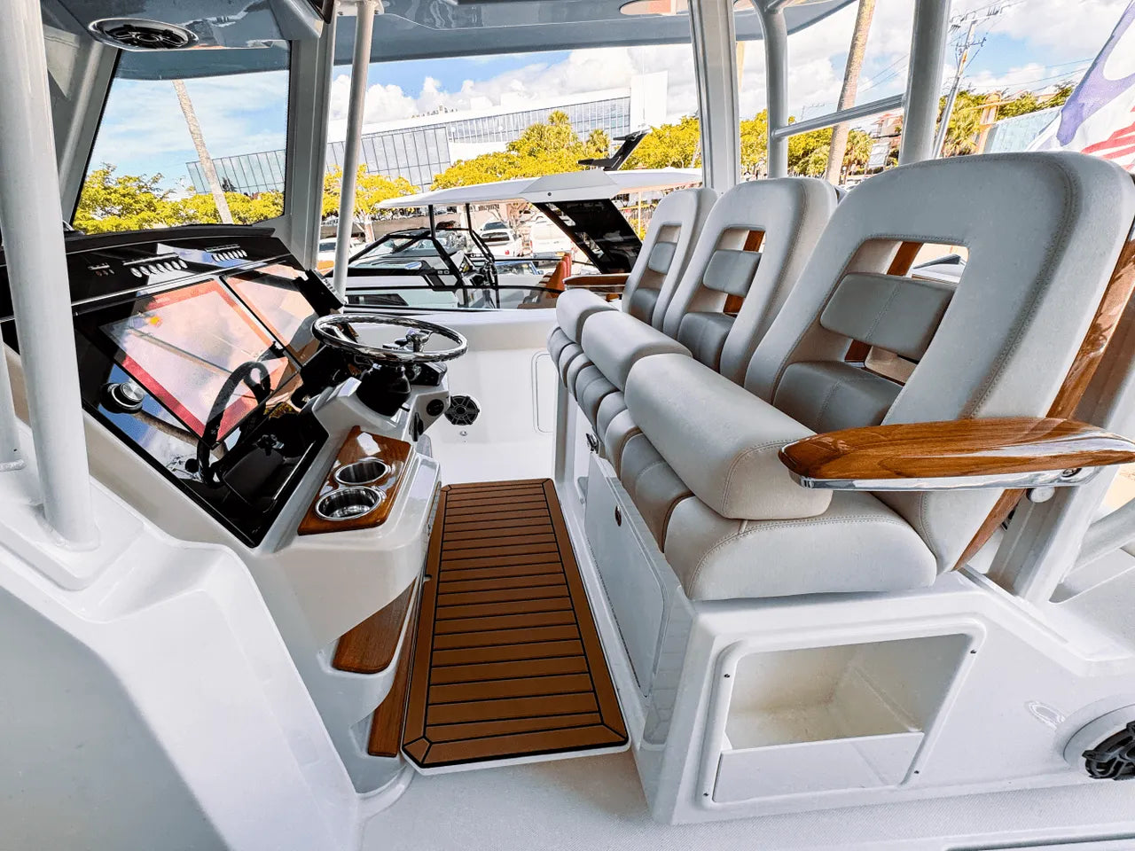 2025 Boston Whaler 360 Outrage 36.0 feet, Clearwater, Florida #26