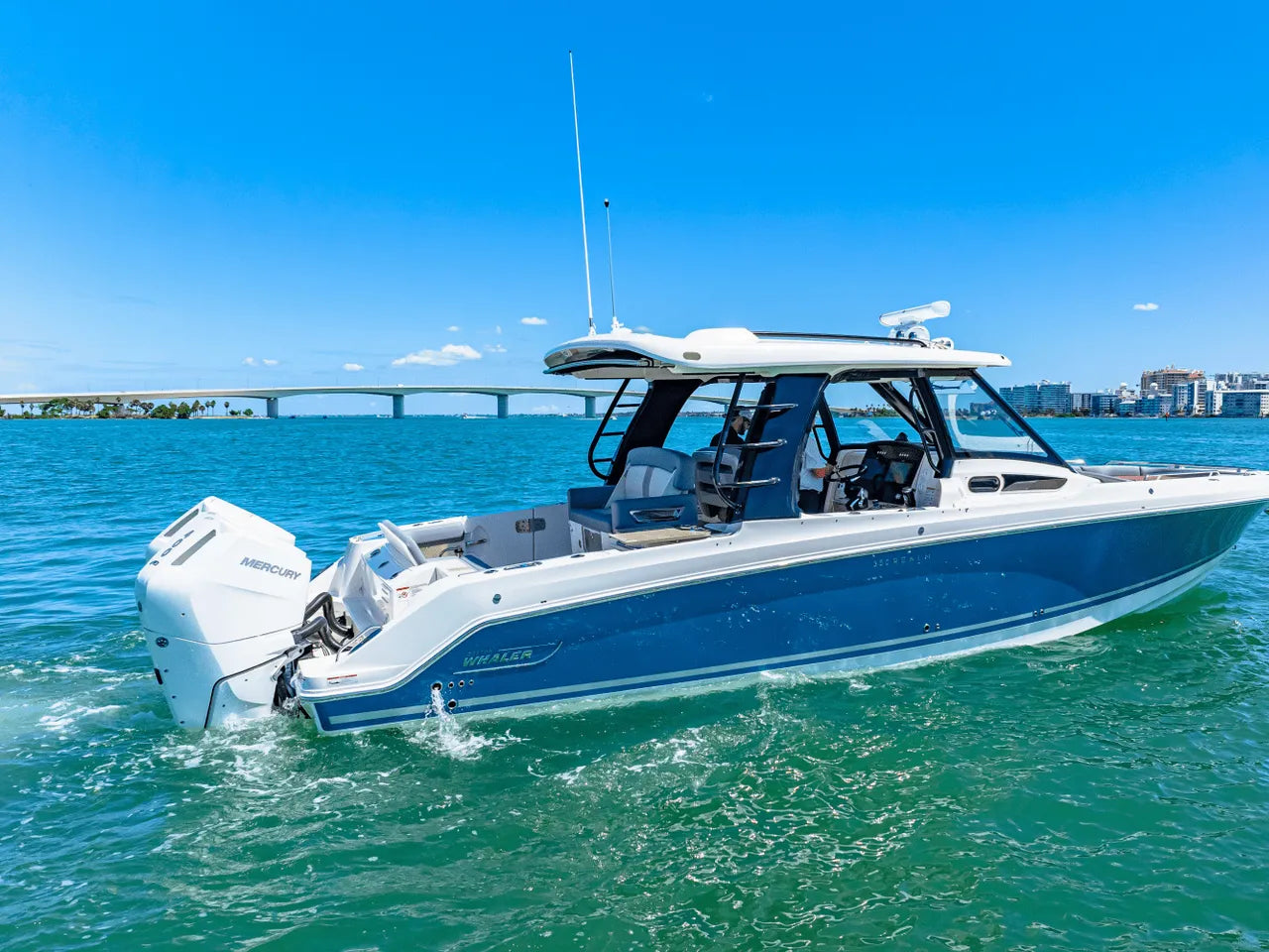 2025 Boston Whaler 350 Realm 35.0 feet, Clearwater, Florida #4