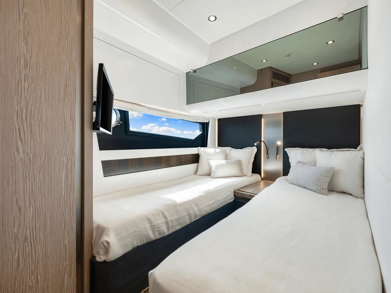 2025 Azimut S6 60.0 feet, Clearwater, Florida #92