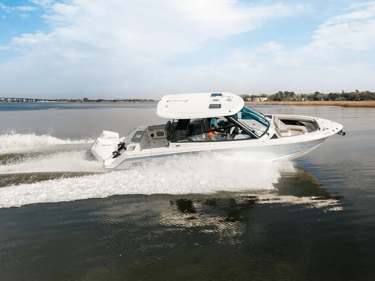 2025 Boston Whaler 330 Vantage 33.0 feet, Clearwater, Florida #2