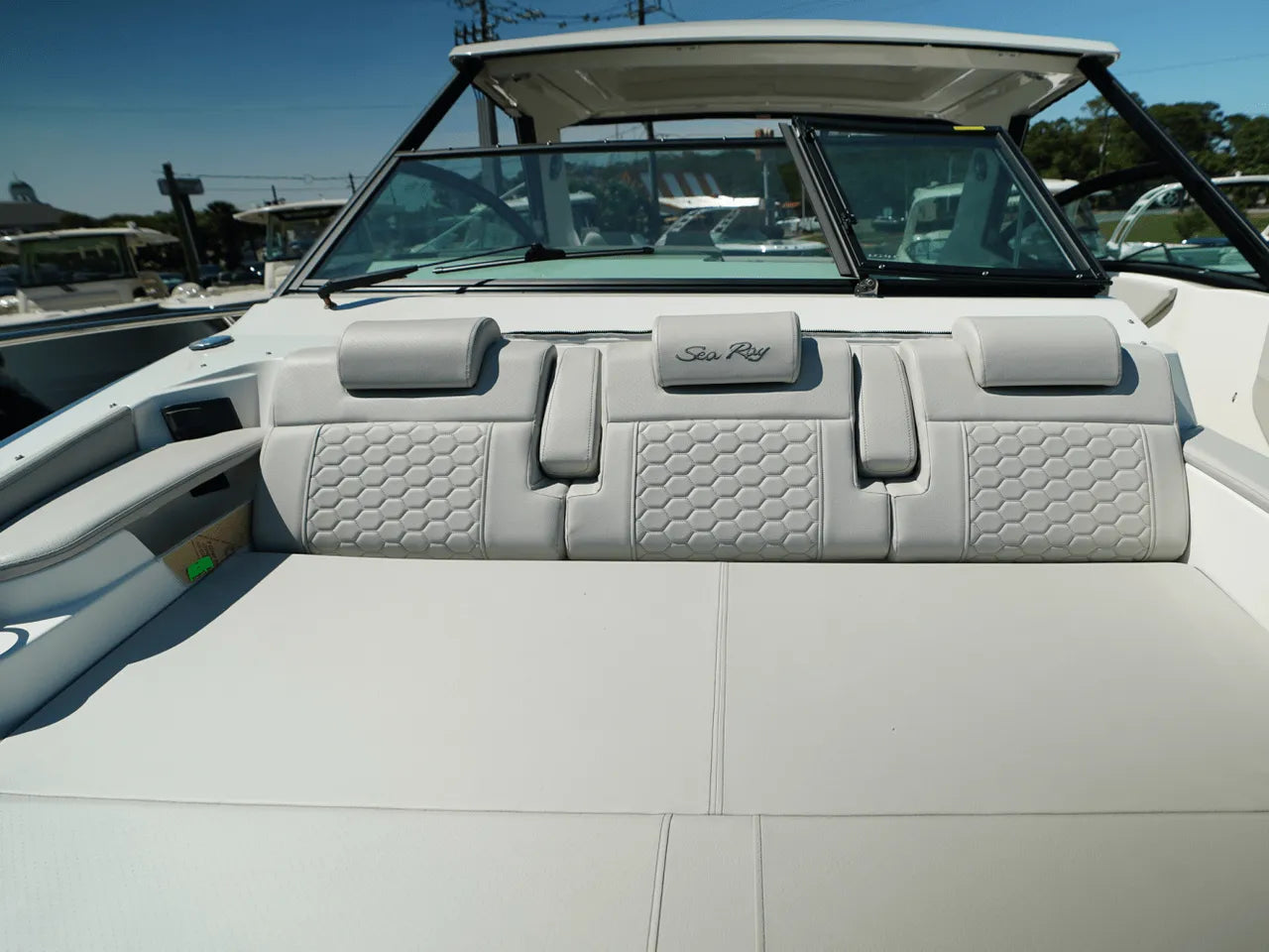 2025 Sea Ray Sundancer 320 Outboard 32.0 feet, Clearwater, Florida #40