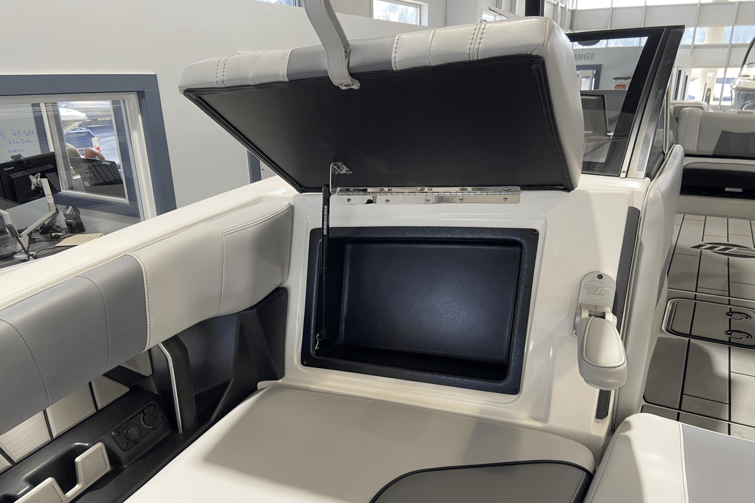 IIQ - Image