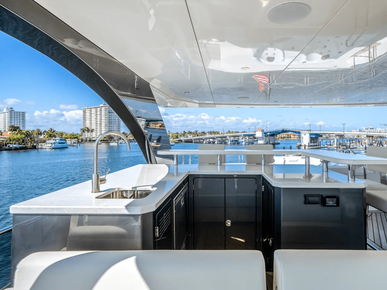 2025 Ocean Alexander 35R 117.0 feet, Clearwater, Florida #56