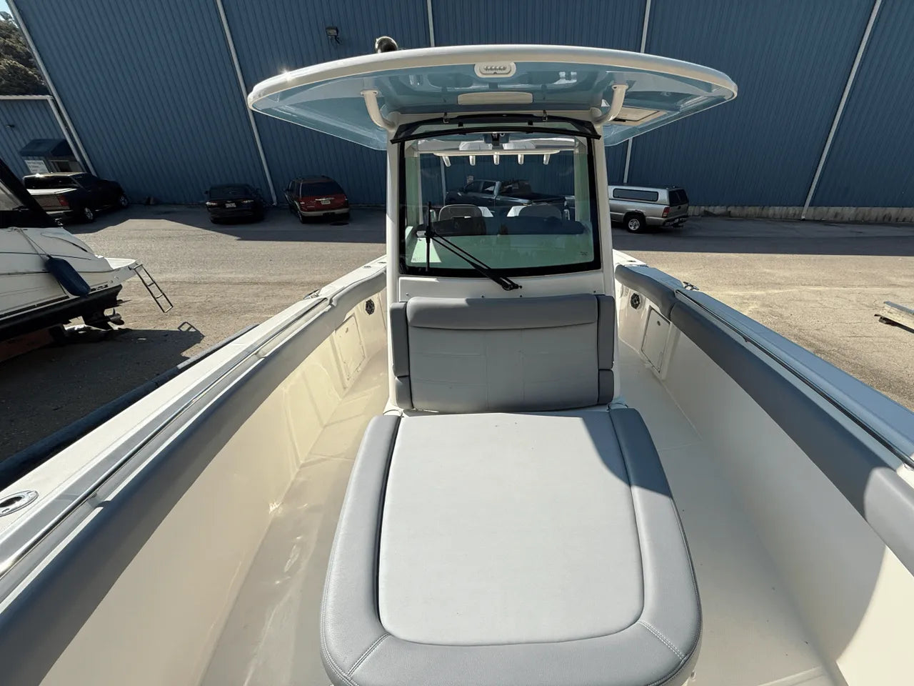 2025 Boston Whaler 330 Outrage 33.0 feet, Clearwater, Florida #29