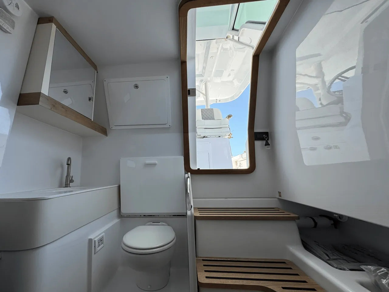 2025 Bertram 34CC 34.0 feet, Clearwater, Florida #21