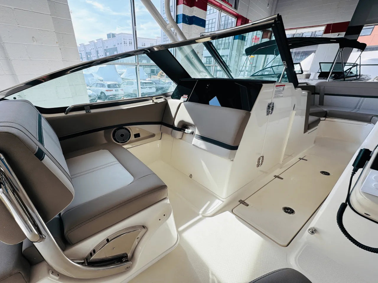 2025 Boston Whaler 240 Vantage 24.0 feet, Clearwater, Florida #31