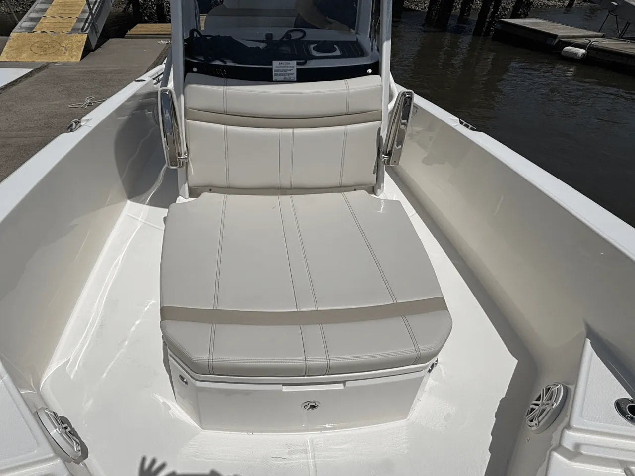 2025 Boston Whaler 250 Dauntless 25.0 feet, Clearwater, Florida #14