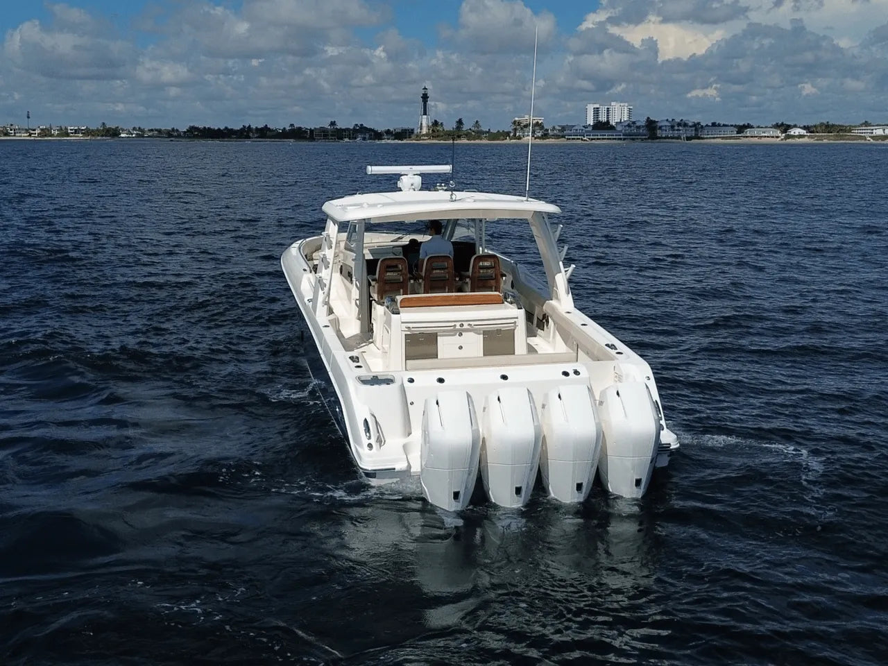 2026 Boston Whaler 420 Outrage 42.0 feet, Clearwater, Florida #5