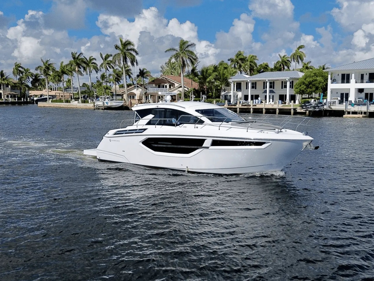 2024 Cruisers Yachts 42 Cantius 42.0 feet, Clearwater, Florida #9
