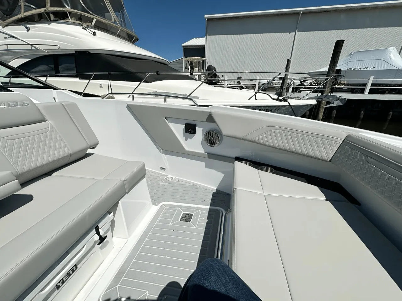 2025 Cruisers Yachts 34 GLS Outboard 34.0 feet, Clearwater, Florida #45