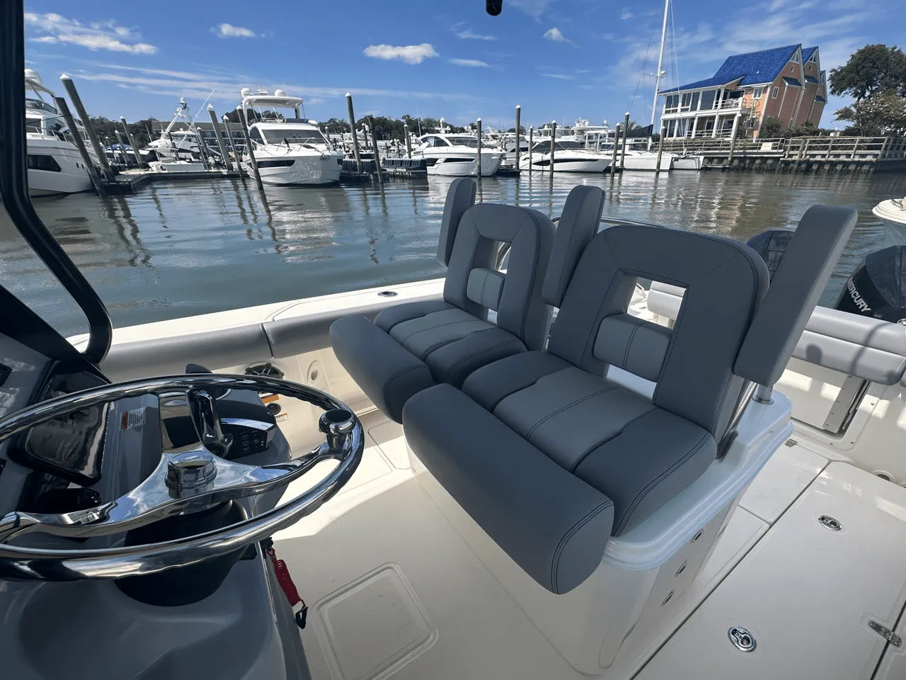 2025 Boston Whaler 250 Outrage 25.0 feet, Clearwater, Florida #20