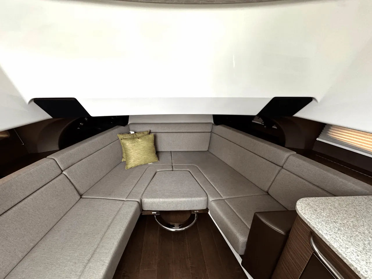 2025 Boston Whaler 420 Outrage 42.0 feet, Clearwater, Florida #36
