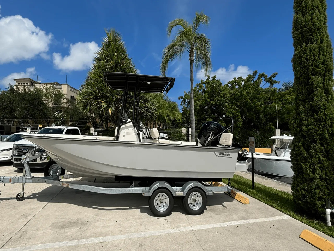 2025 Boston Whaler 190 Montauk 19.0 feet, Clearwater, Florida #2