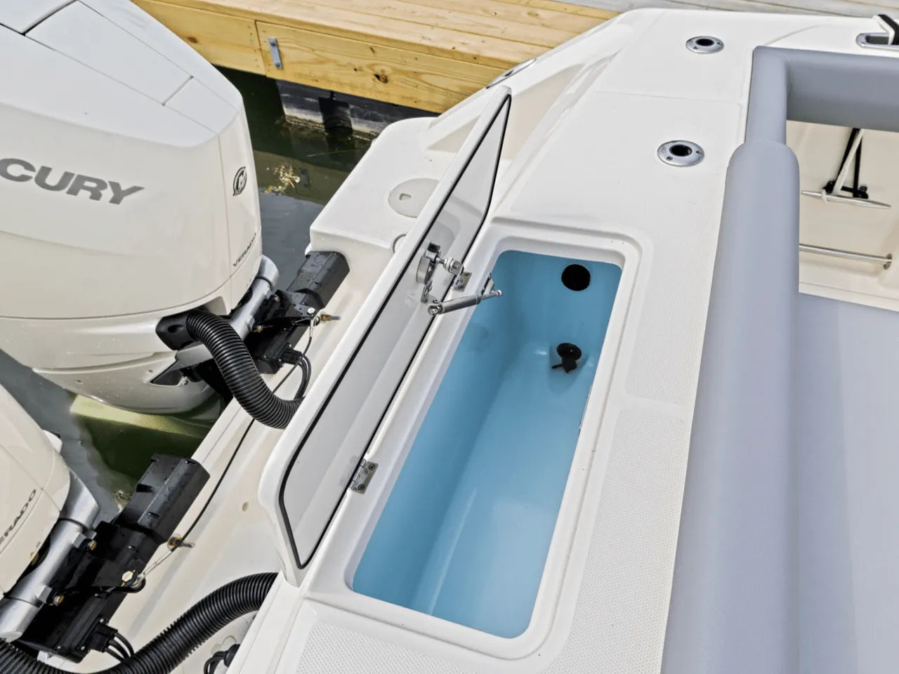 2025 Boston Whaler 330 Outrage 33.0 feet, Clearwater, Florida #13