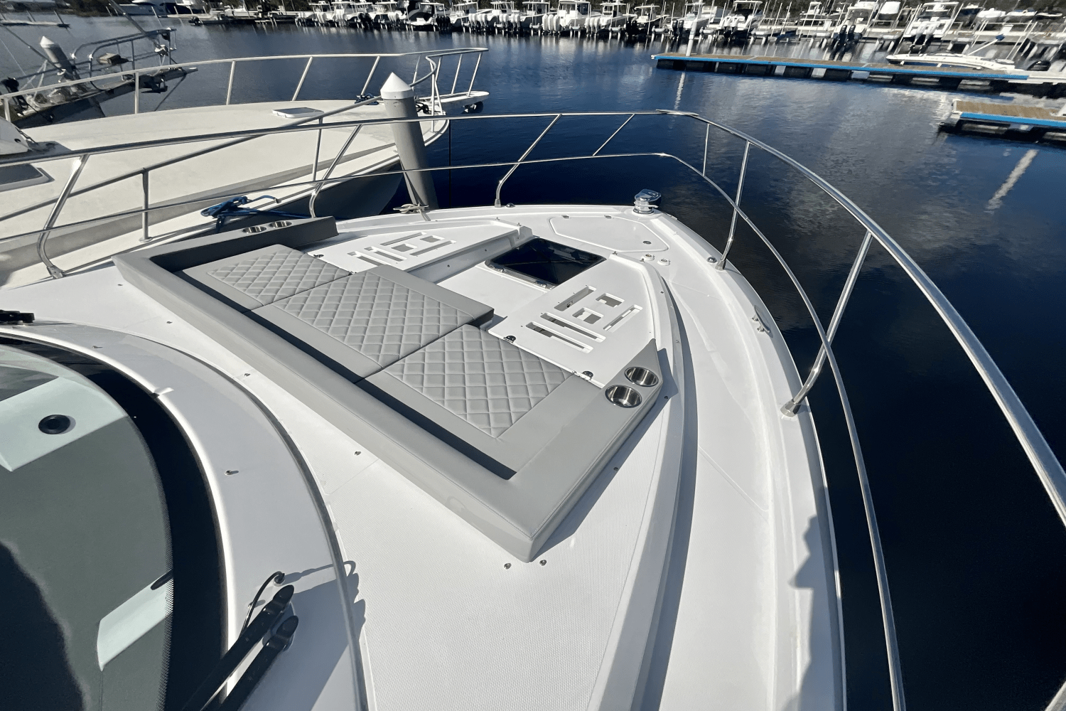2024 Cruisers Yachts 42 Cantius 42.0 feet, Clearwater, Florida #17