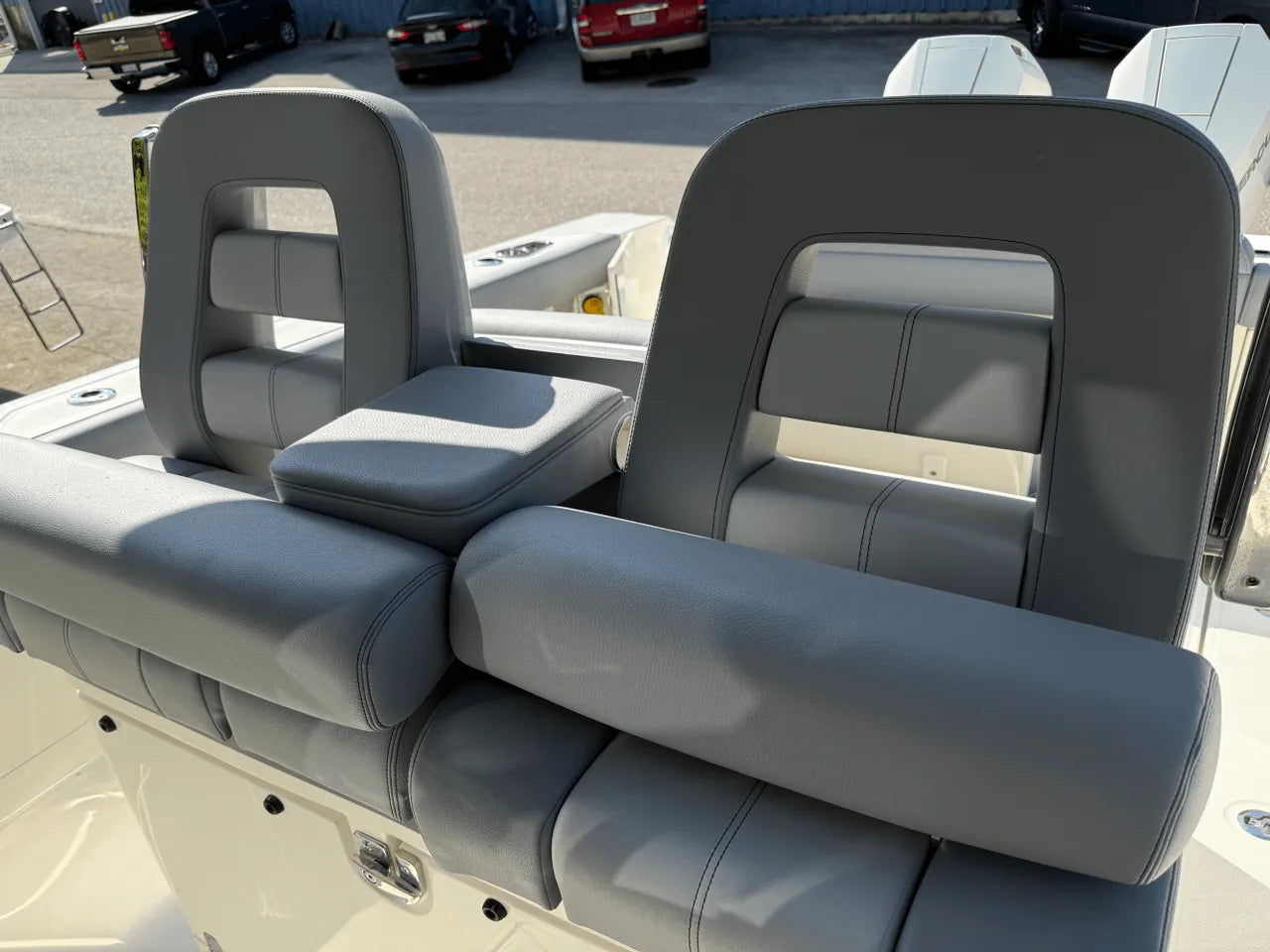 2025 Boston Whaler 330 Outrage 33.0 feet, Clearwater, Florida #23